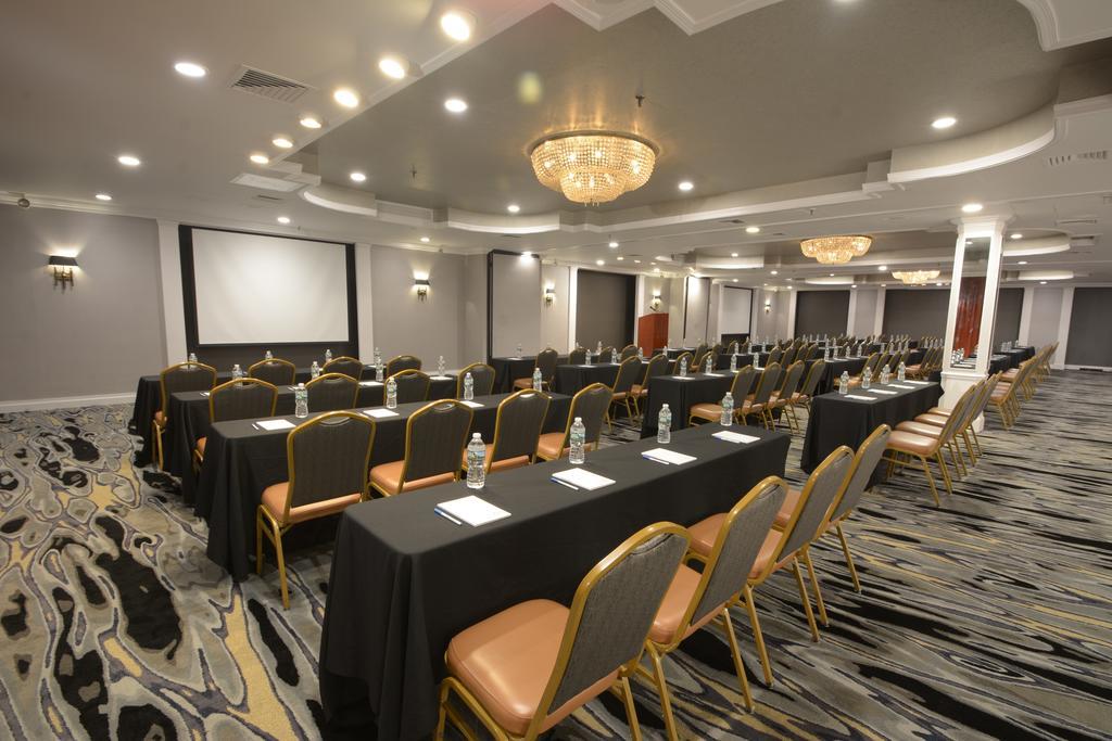 Adria Hotel And Conference Center New York Eksteriør billede